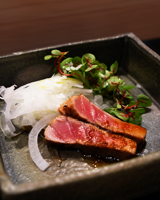 Omakase in Singapore : From light appetisers to bold savoury courses, each dish engages the palate.