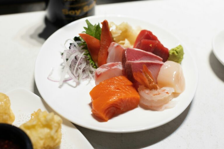 Sushi in Singapore : Precision logistics ensuring premium sushi freshness daily